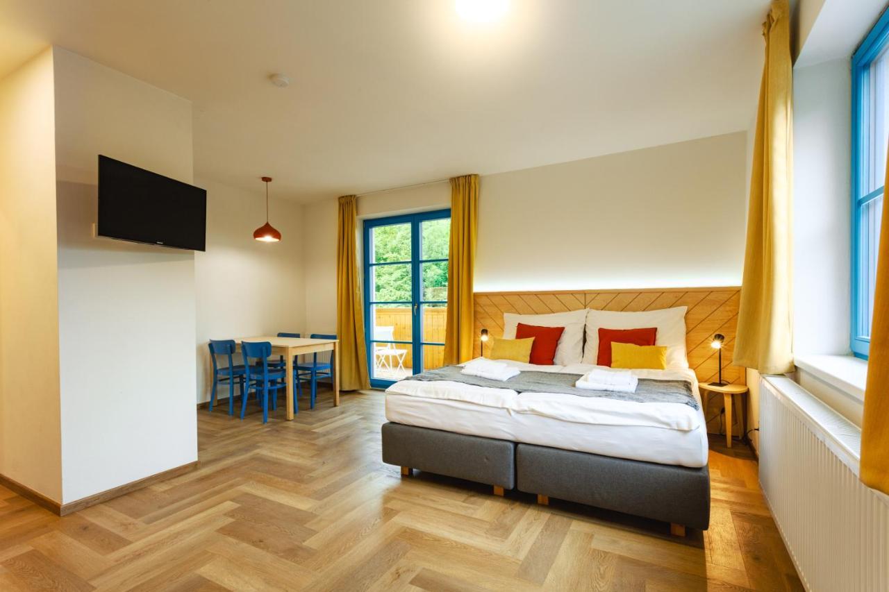 Hotel Edvard Frenstat pod Radhostem ภายนอก รูปภาพ