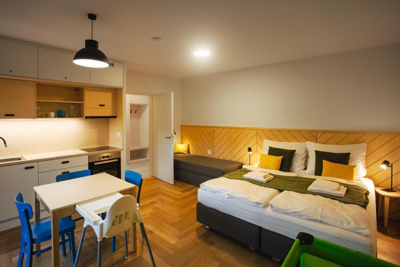 Hotel Edvard Frenstat pod Radhostem ภายนอก รูปภาพ