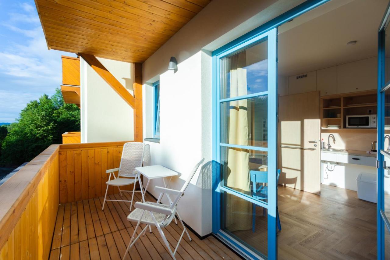 Hotel Edvard Frenstat pod Radhostem ภายนอก รูปภาพ